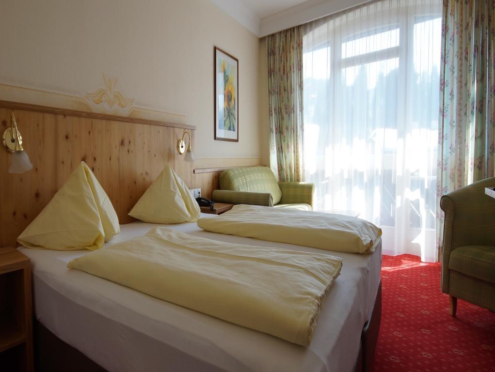 Hotel Bischofsmuetze Filzmoos Room photo