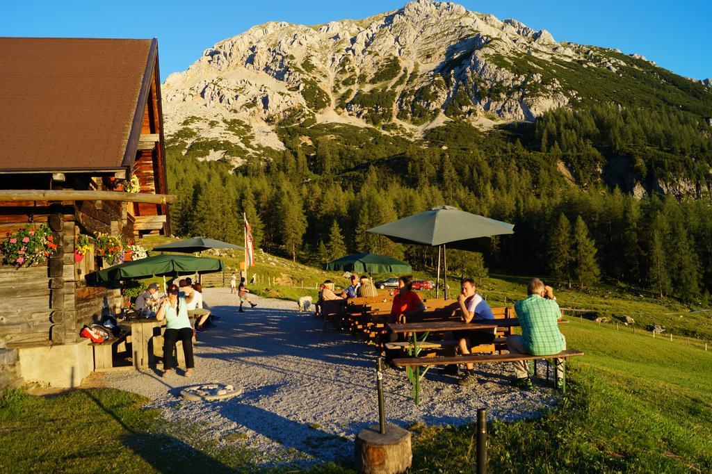 Hotel Bischofsmuetze Filzmoos Exterior photo